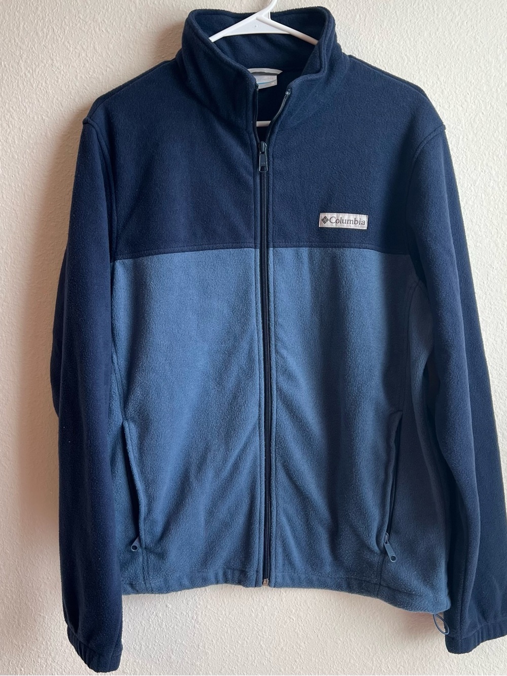 Columbia Two-Tone Navy and Slate Blue Full-Zip Fleece Jacket Outdoor Hiking Cozy